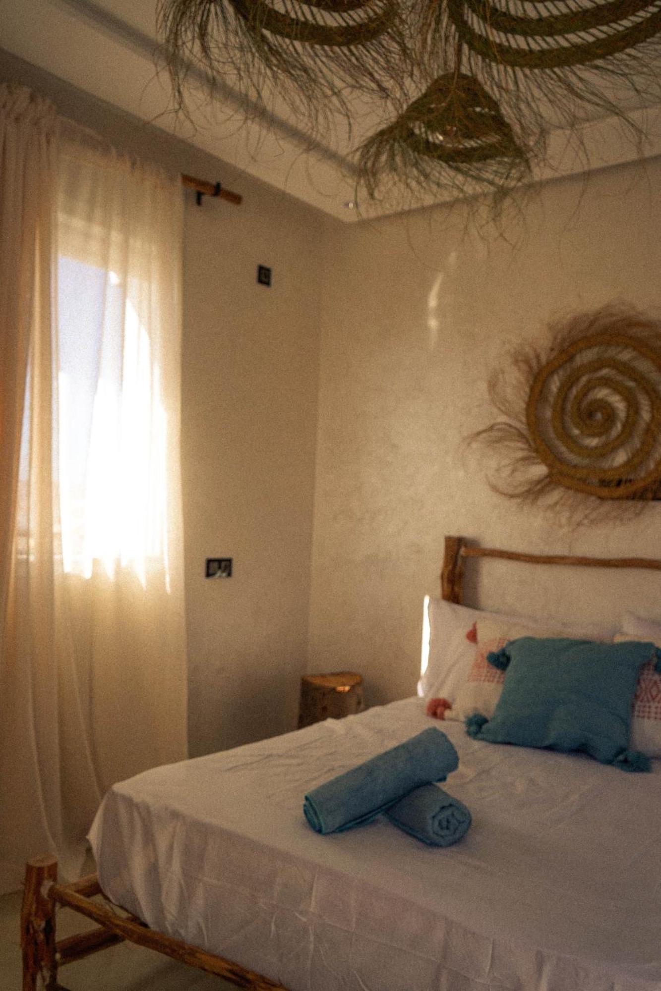 Wild Surf Morocco Bed & Breakfast Tamraght Exterior foto